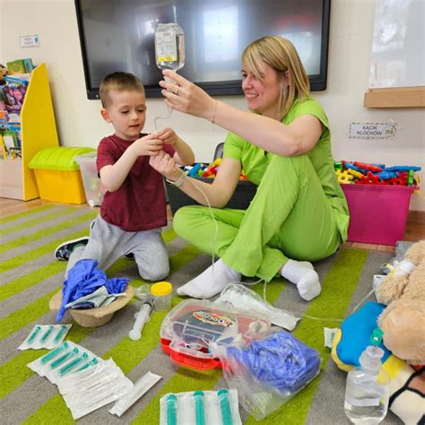 Nasz Grup Odwiedzi A Mama Frania Kt Ra Opowiedzia A I Pokaza A Na