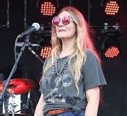 Morgane Stapleton Biography - Age, Kids, Wedding, Pregnant, Net Worth ...