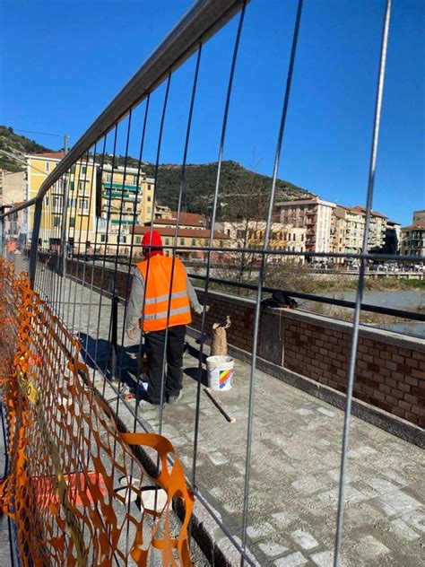 Ventimiglia Conclusi I Lavori Del Nuovo Marciapiede Sul Ponte Doria