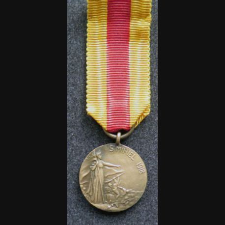 FRANCE réduction de la médaille commémorative de Saint Mihiel 1918