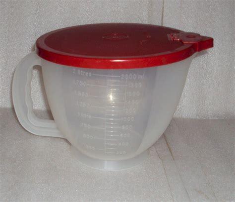 Vintage Tupperware Cup Batter Bowl Mix N Stor Measuring Pitcher