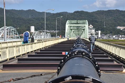 和歌山断水、9日から段階的に解消 仮設の水道管工事が完了 写真特集13 毎日新聞