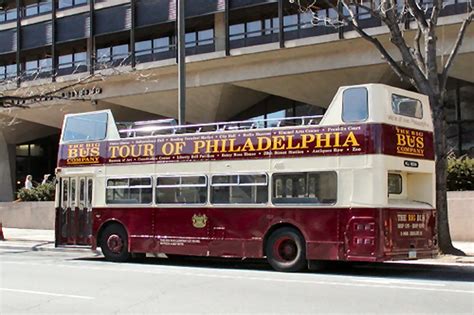 World Tour And Travel Guide Sightseeing Bus Tours The Attractive City Of Philadelphia