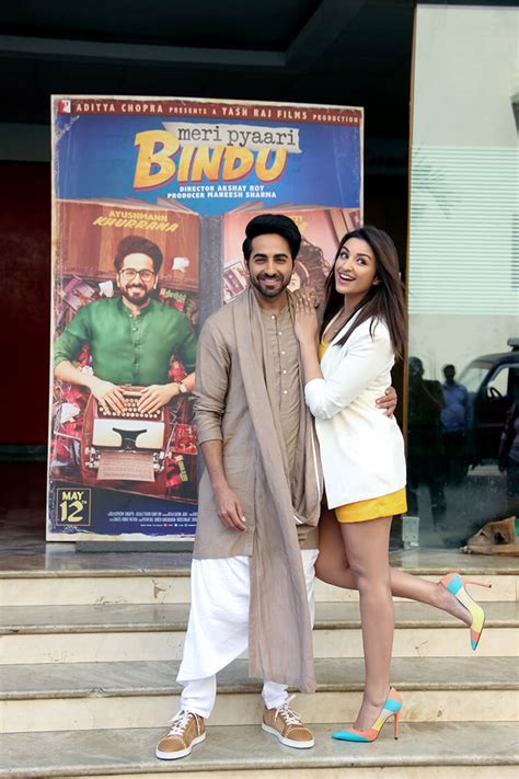 ayushmann khurrana and parineeti chopra posing at meri pyaari bindu ...