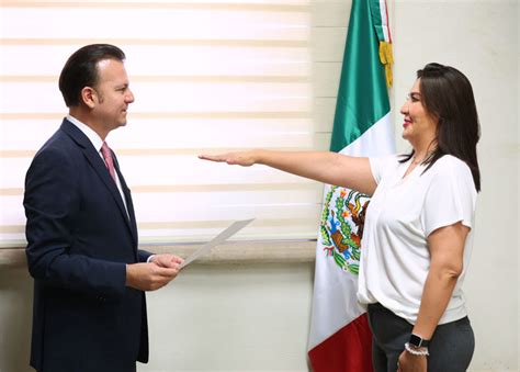 Esteban Toma Protesta A Miembros De Su Gabinete Sin Censura