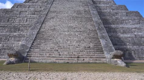 Chichen Itza Pyramid Mexico Stock Footage: Royalty-Free Video Clips ...