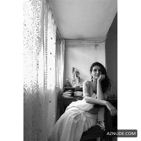 Fatima Sana Shaikh Hot Pics Collection January June AZNude