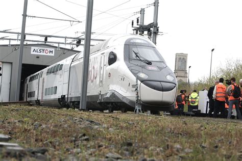 Transports Alstom Signe 12 Nouvelles Commandes De Tgv Pour La