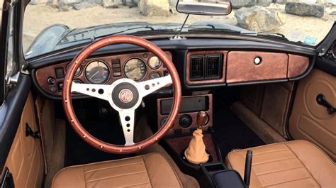 British Car Interiors Store Dash Kit Mgb