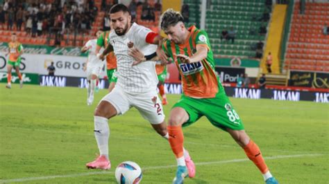 Hatayspor X Alanyaspor - İlk 11 belli oldu! Hatayspor - Alanyaspor maçı hangi kanalda, nerede ...