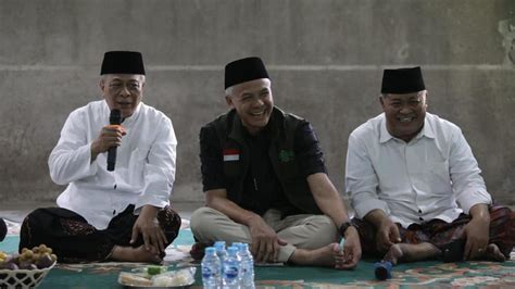 Kunjungi Ponpes Miftahul Ulum Ganjar Dipanggil Gus Im Pemilu