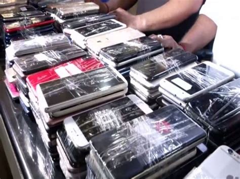 Delhi Police Bust Gang Of Mobile Smugglers Recover Phones Worth Rs 60 Lakh