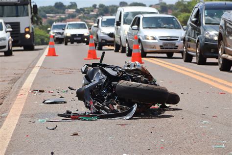 Empres Rio De Cruzeiro Do Oeste Morre Em Grave Acidente Na Pr