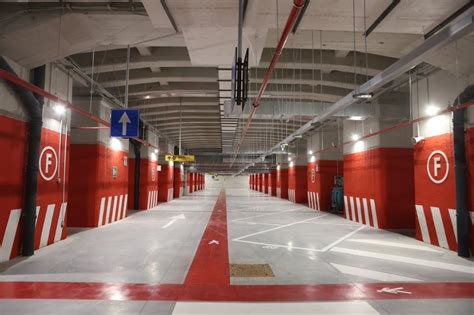 Inaugura Il Parcheggio Interno In Centrale Con Un Ritardo Di Anni