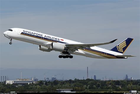 9V SMA Singapore Airlines Airbus A350 941 Photo by Björn Strey ID