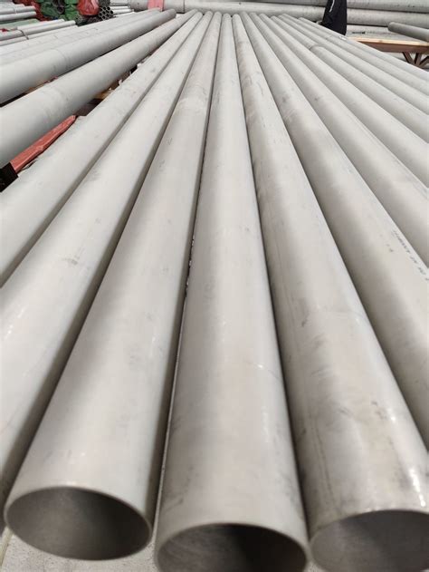 Uns S Saf S Duplex Steel Astm A Seamless Pipe For