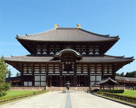 奈良・東大寺・多宝如来像（国宝） 千葉県の神社お寺