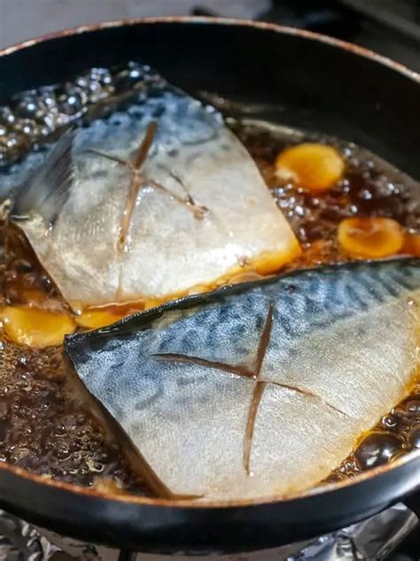 Delicious Pan-fried Mackerel Recipe from Spain - Visit Southern Spain