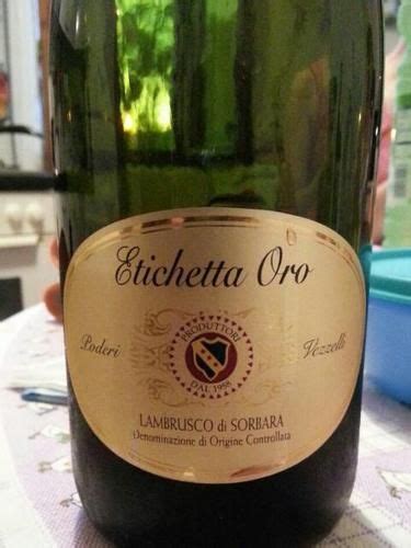 Nv Francesco Vezzelli Lambrusco Di Sorbara Etichetta Oro Italy Emilia