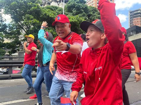 Tras 22 años del golpe de Estado contra Hugo Chávez militantes del PSUV