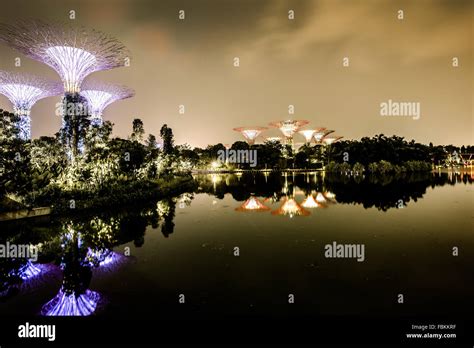 Botanical Garden Singapore Stock Photo Alamy