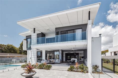 Two Storey Gold Coast Custom Waterfront Home Carrara Residence