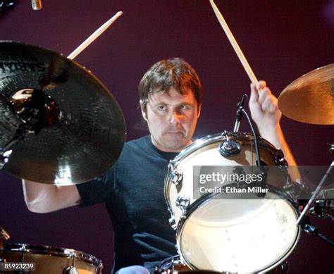 alan white oasis drummer net worth