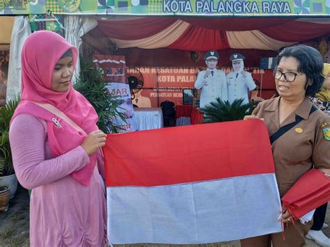 InfoPublik BAGIKAN BENDERA MERAH PUTIH