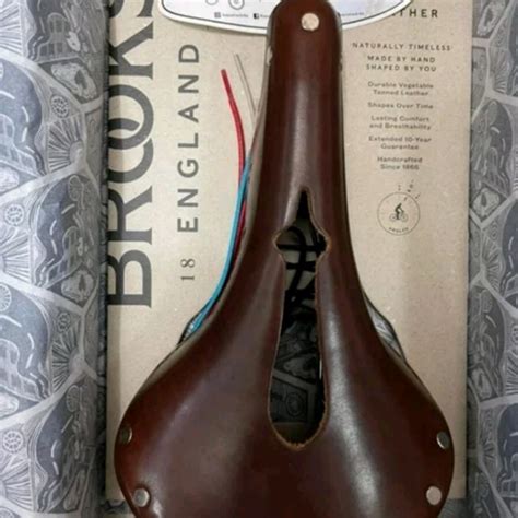 Jual Lucky Sadel Brooks B17 Imperial Carved Saddle Brown Laced