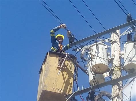 Pormenores Del Servicio El Ctrico En La Habana Radio Reloj Emisora