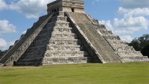 Watch: clap in front of the Mayan Kukulkan Pyramid & it mimics the sound of the quetzal bird ...