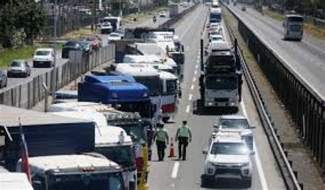 Camioneros Vuelven A Cortar Rutas Luego De Que El Gobierno Presentara