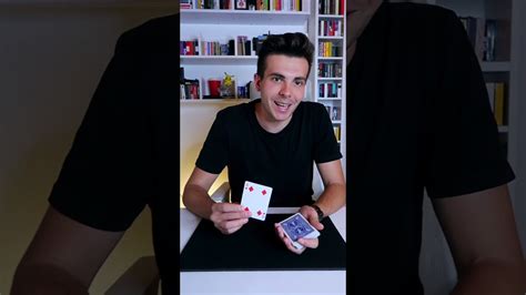 Tutorial Magia Facilissima Come Ritrovare La Carta Scelta Youtube