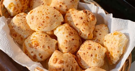 Dia do Pão de Queijo veja 5 receitas recheadas para fazer em casa