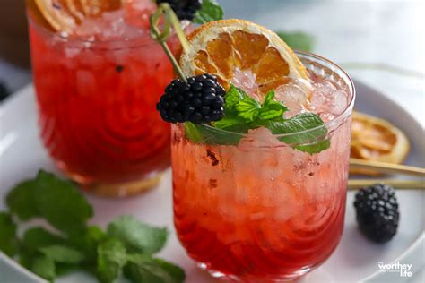 Blackberry Bourbon Smash Cocktail