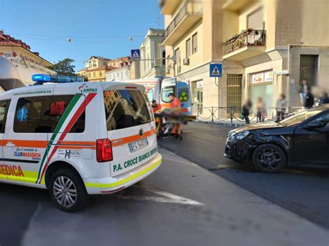 Imperia Scontro Auto Scooter In Viale Matteotti Grave 50enne In