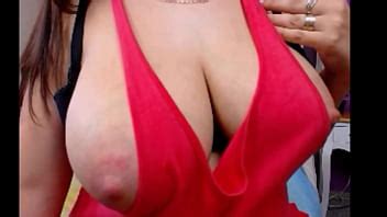 F Zappppaaa Mes Seins Et Autres Magnifiques XVIDEOS