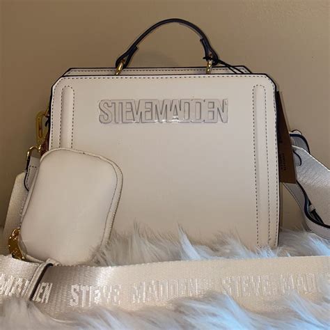 Steve Madden Bags Nwt Steve Madden Bevelyn Crossbody Bag W Airpod