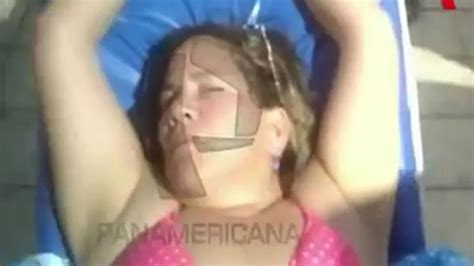 Escándalo En Perú Sorprendieron A Una Viceministra Tomando Sol En