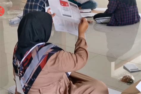 KPU Solo Temukan 26 177 Surat Suara Pemilu Rusak ANTARA News