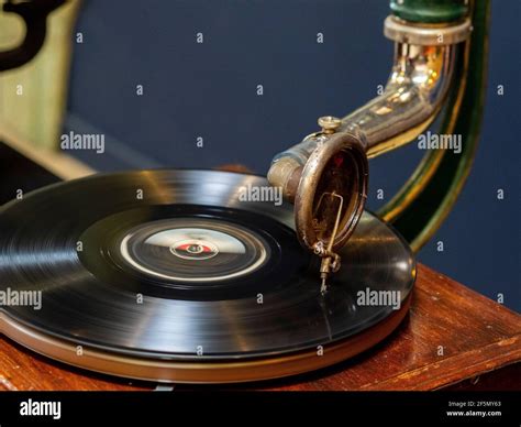 Close Up On An Old Gramophone Stock Photo Alamy