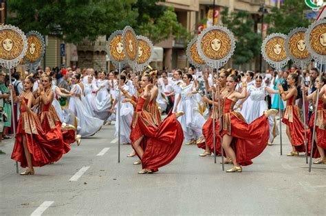 Mujer Danza Desfile Moros Y Foto Gratis En Pixabay Pixabay