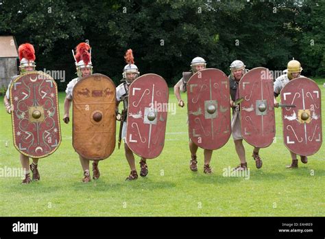 Roman Army Hi Res Stock Photography And Images Alamy