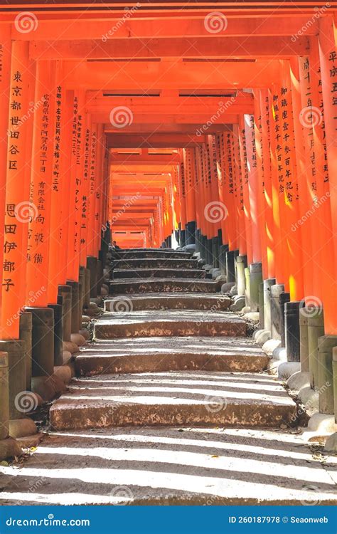 10 April 2012 Fushimi Inari Taisha Thousand Shrines In Kyoto Editorial