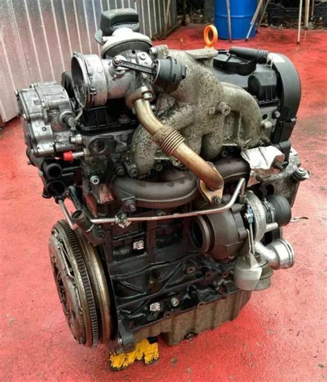 MOTEUR VOLKSWAGEN 1 9 Tdi AXB Axc T5 Transporter Multivan 74TKm