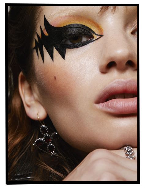 Glam Rock Makeup