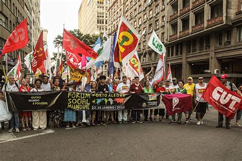 Marcha de abertura do Fórum Social Mundial de 2023 traz ares Geral