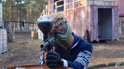 Battleground Paintball Polen Brozek Paintball Spielfeld Im Test