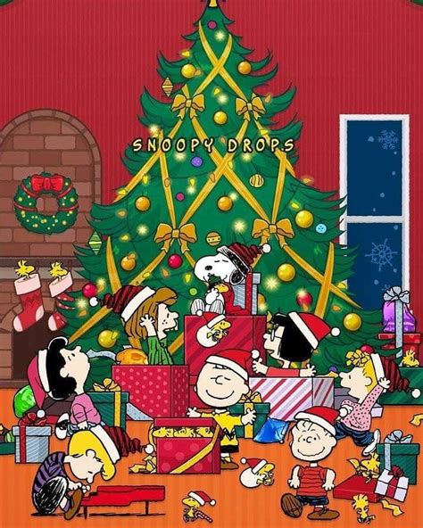 Peanuts Christmas Charlie Brown Christmas Charlie Brown And Snoopy