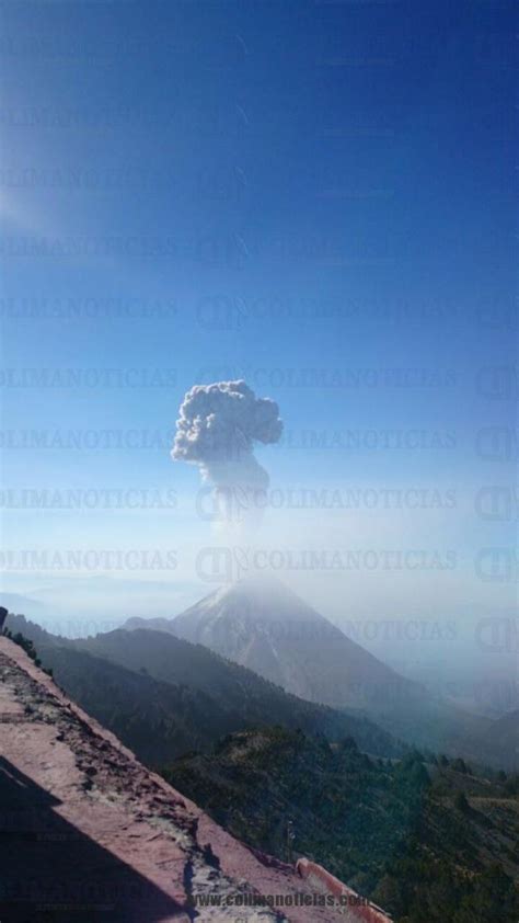 Reportan Caída De Ceniza Por Nueva Erupción Del Volcán De Colima